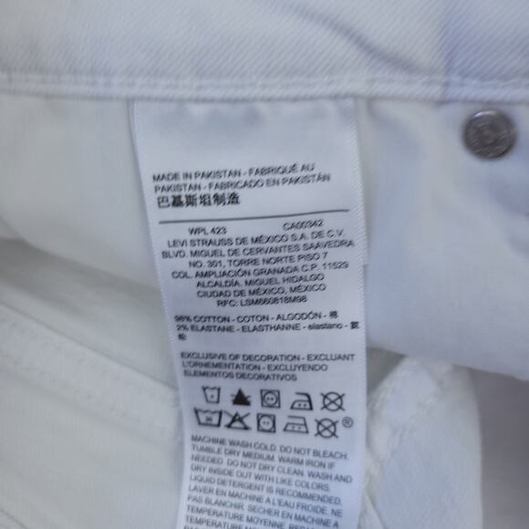 Levi's Denizen High Rise White Jean Shorts Size 4, Waist 27, Rolled Cuff Denim - Picture 5 of 6